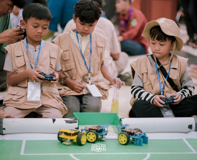🤖✨ Throwback to an exciting day at the Robotics Competition! 🚀